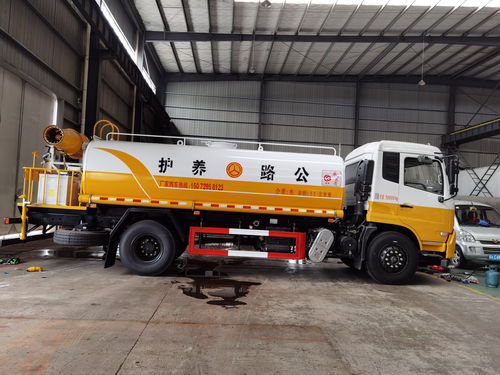 東風(fēng)天錦霧炮抑塵車(chē) 市政噴霧與工地抑塵的首選車(chē)型